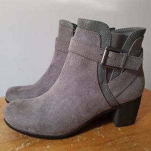 Croft & Barrow Women High Heel Booties (Grey)